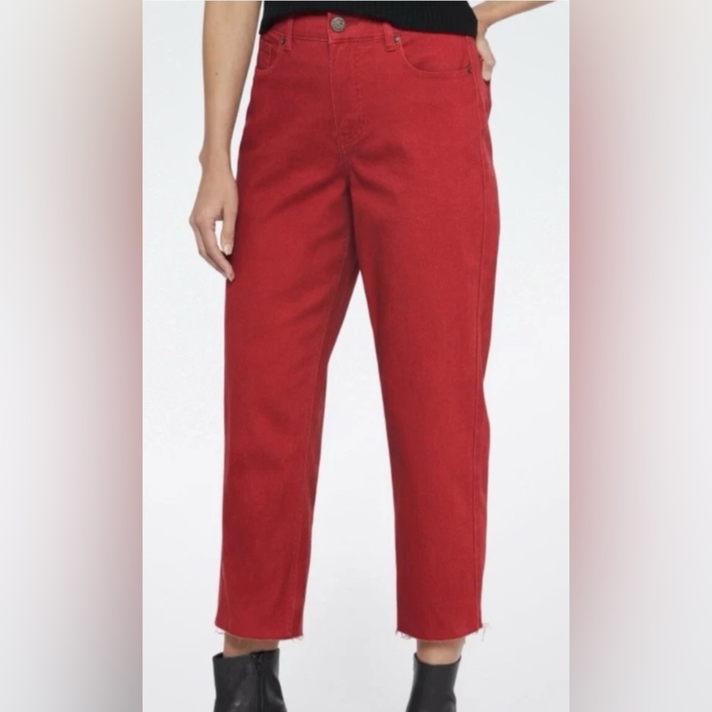 One 5 One Women's Cropped High Rise Red Jeans - NWT - Size 10